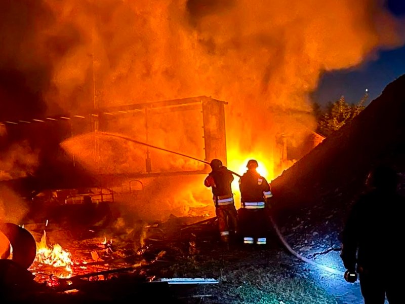 रूस ने यूक्रेन में फ‍िर मचाई तबाही, कई शहरों में रिहायशी इमारतों और बुनियादी ढांचों को बनाया न‍िशाना