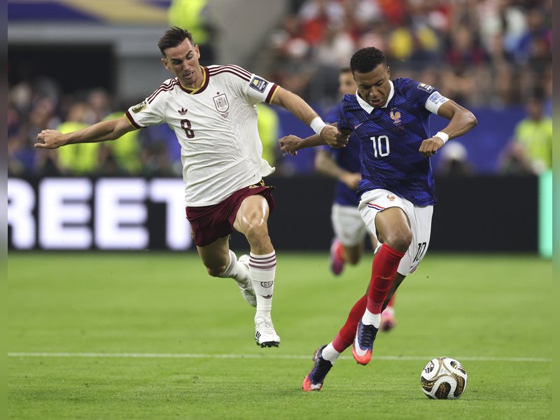 Spain midfielder Fabian Ruiz targets Betis comeback to finish career