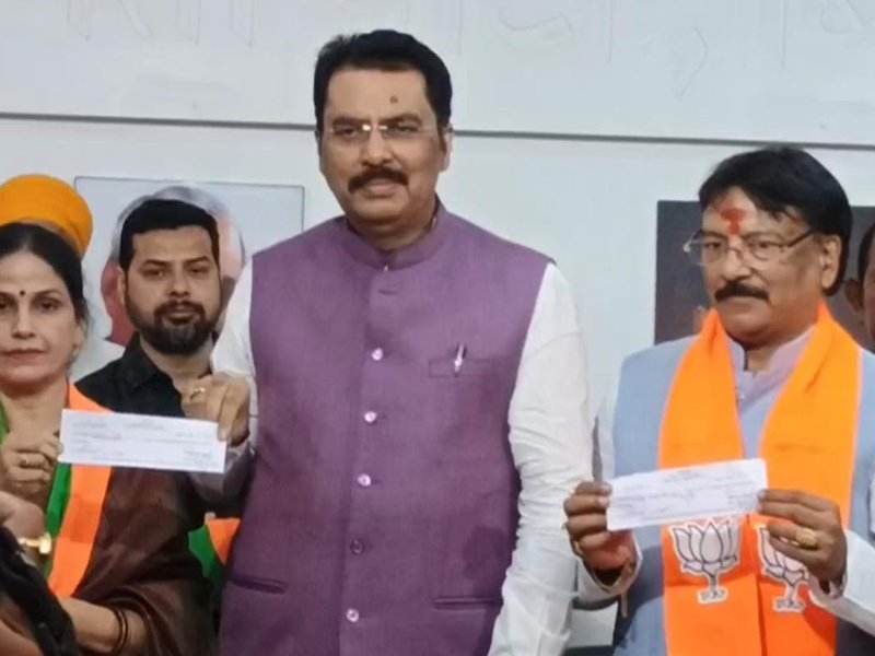 बिहार : बांकीपुर उपचुनाव से पहले जन सुराज को बड़ा झटका, कई नेताओं ने भाजपा का थामा दामन