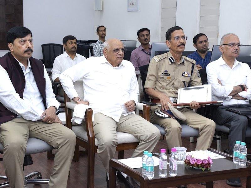 मुख्यमंत्री भूपेंद्र पटेल ने सीएम डैशबोर्ड से की अहमदाबाद रथयात्रा के मूवमेंट की रियल-टाइम मॉनिटरिंग
