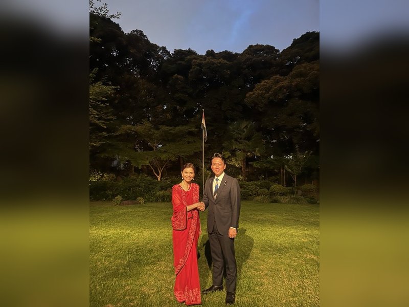 Japan and India pledge to strengthen defence ties 