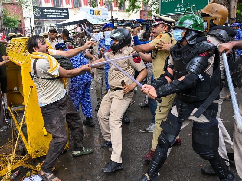 Over 118 police personnel injured in violent Delhi protest clashes