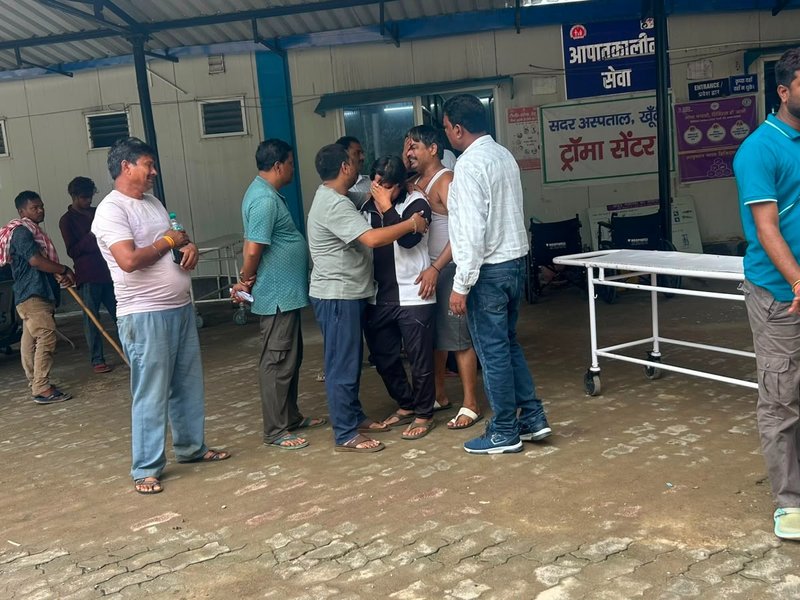 Two teens killed as Jagannath Chariot touches high-tension wire in Jharkhand's Khunti