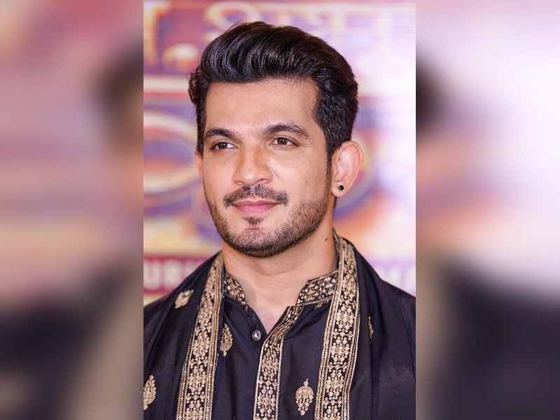 Arjun Bijlani tells Harshad Chopda his friendship with Shivangi Joshi 'seems like a love angle' 