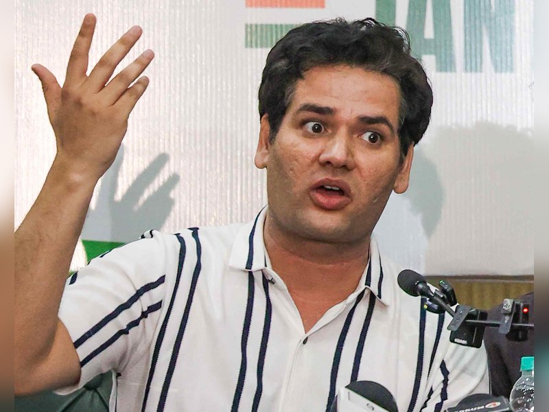 कॉकरोच जनता पार्टी ने विजेता दहिया को प्रवक्ता पद से हटाया, वीडियो वायरल होने के बाद एक्शन