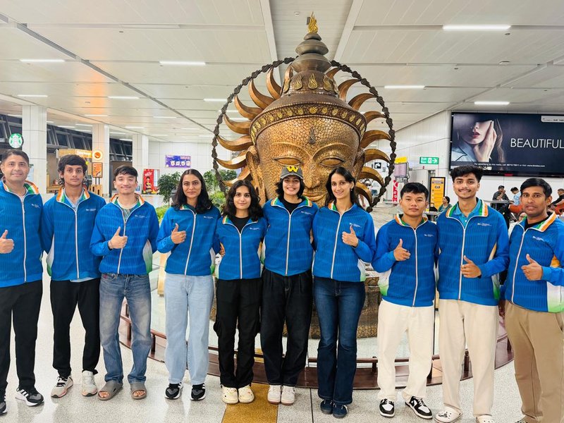 Indian fencing squad departs for Senior World Championships 2026 in Hong Kong (Credit: Fencing Association of India)