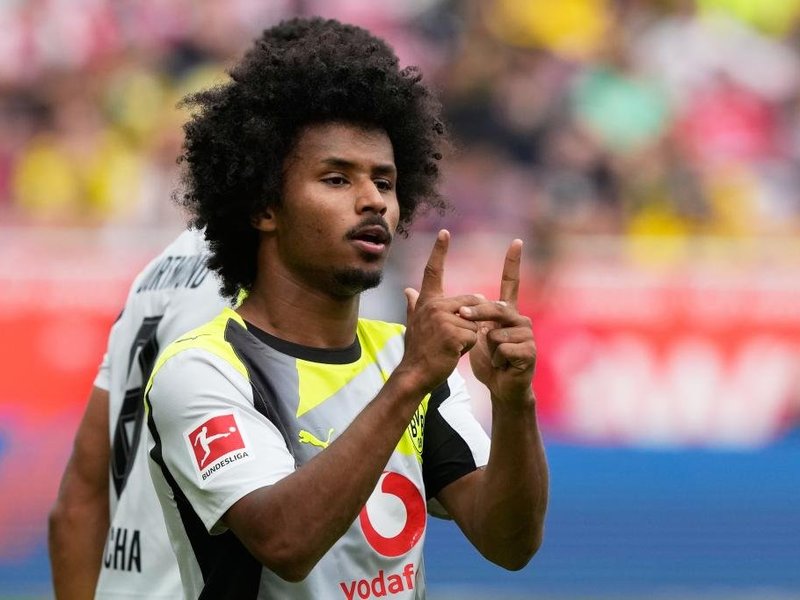Barcelona to officially unveil Karim Adeyemi on Wednesday, confirms Joan Laporta. 