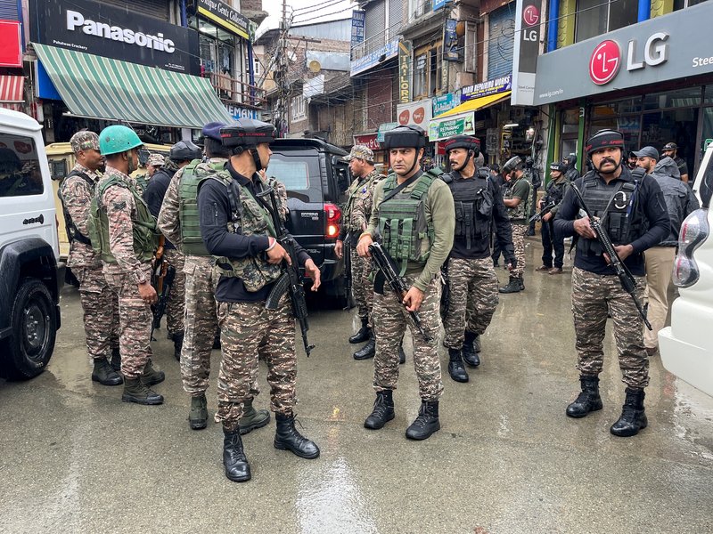 J&K cop gunned down by bike-borne terrorists in Anantnag