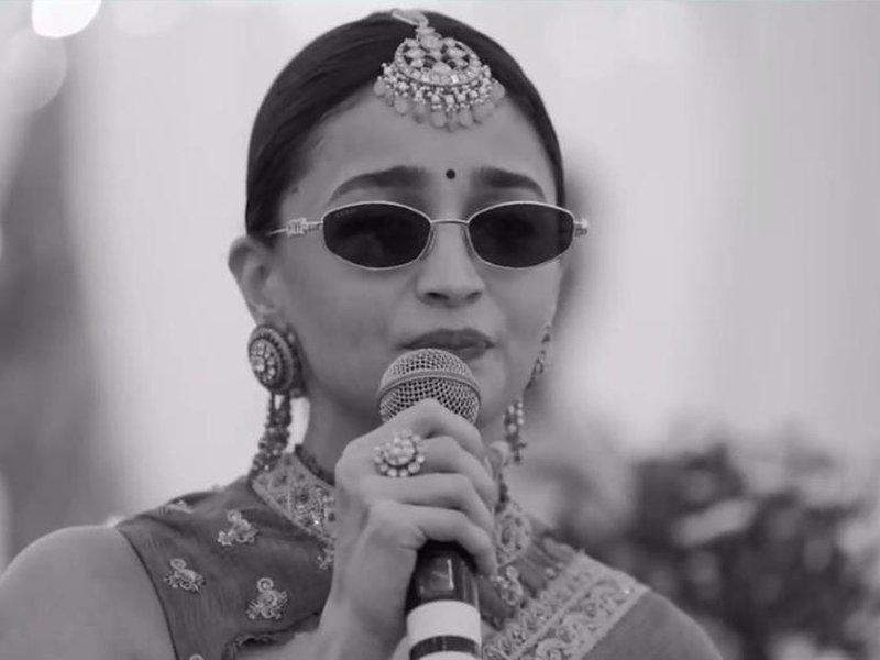 छात्रों के समर्थन में उतरीं आलिया भट्ट, कमल हासन बोले-बच्चों को जवाब की जगह मिल रही हैं लाठियां