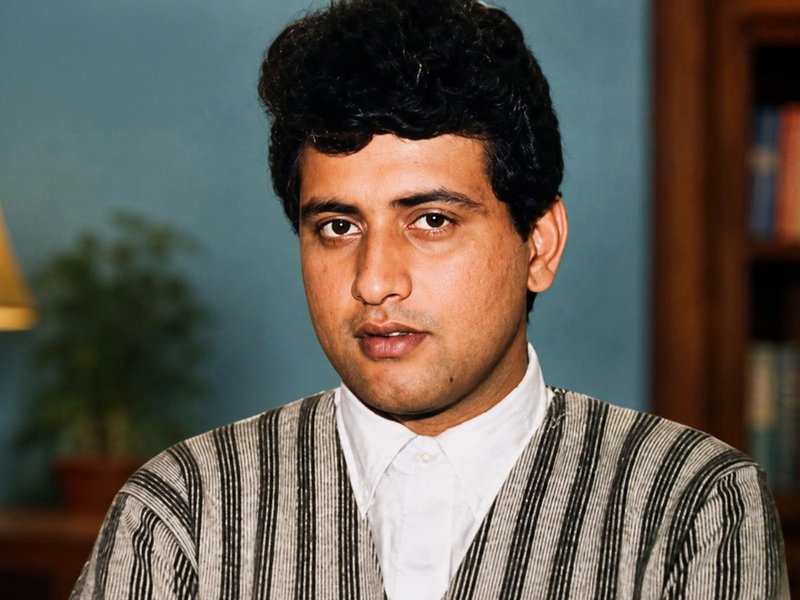 एक लड़की की डांट ने बदल दी 'भारत कुमार' की जिंदगी, ऐसे छोड़ी मनोज कुमार ने सिगरेट की आदत