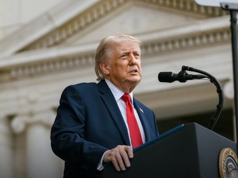 Trump vows to keep US ahead of China in AI