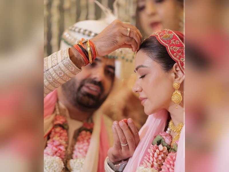 Aanchal Singh shares emotional post after wedding, says 'A daughter doesn’t stop belonging to one home'