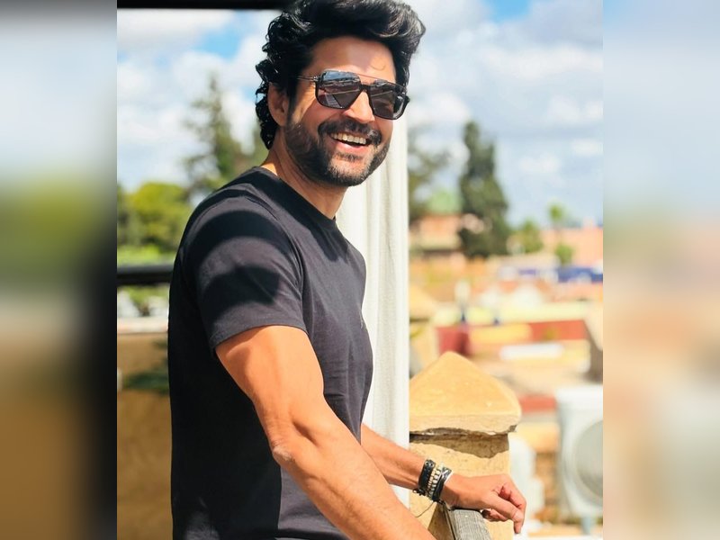 Rajeev Khandelwal encourages women to prioritise fitness & health over anything else.