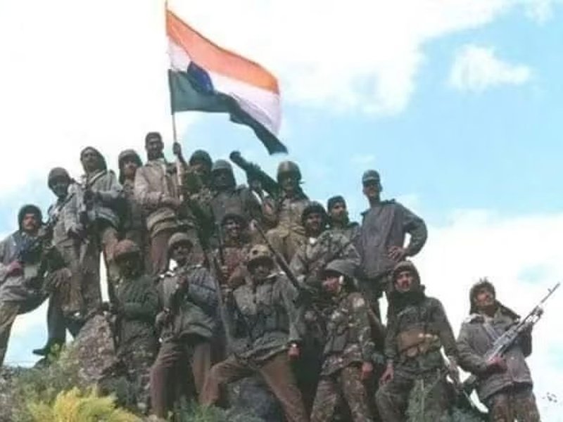 ‘Will never forget their debt’: Sehwag, Kedar pay tribute to war heroes on Kargil Vijay Diwas