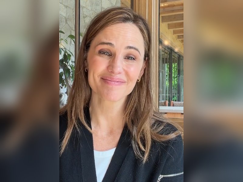 Jennifer Garner reveals why she was asked to stop taking kids to football class