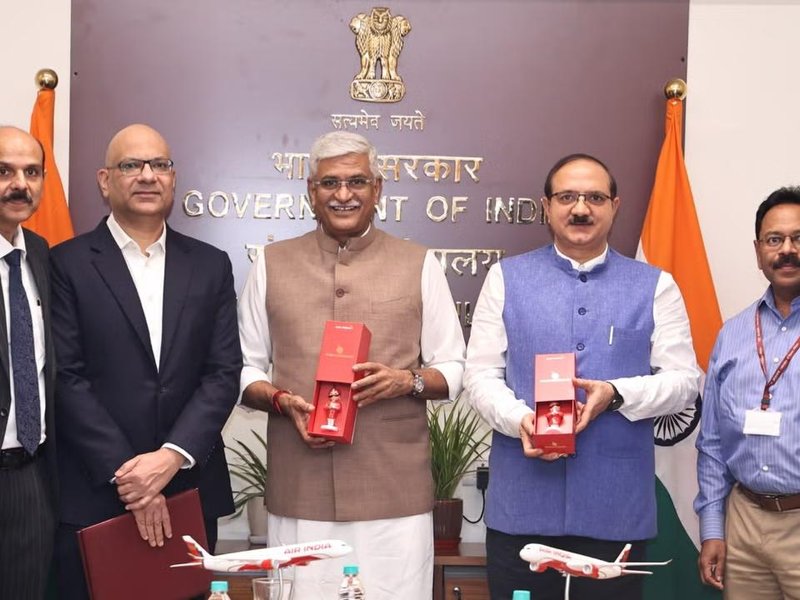 एयर इंडिया और पर्यटन मंत्रालय ने किए समझौता ज्ञापन पर हस्ताक्षर, भारत के पर्यटन को वैश्विक स्तर पर मिलेगा बढ़ावा