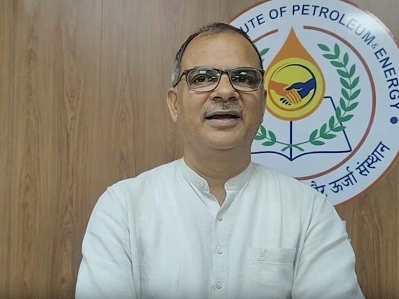 पेट्रोल में एथेनॉल मिश्रण से घटेगी कच्चे तेल पर निर्भरता, अर्थव्यवस्था को मिलेगा बड़ा लाभ: शालिवाहन श्रीवास्तव 