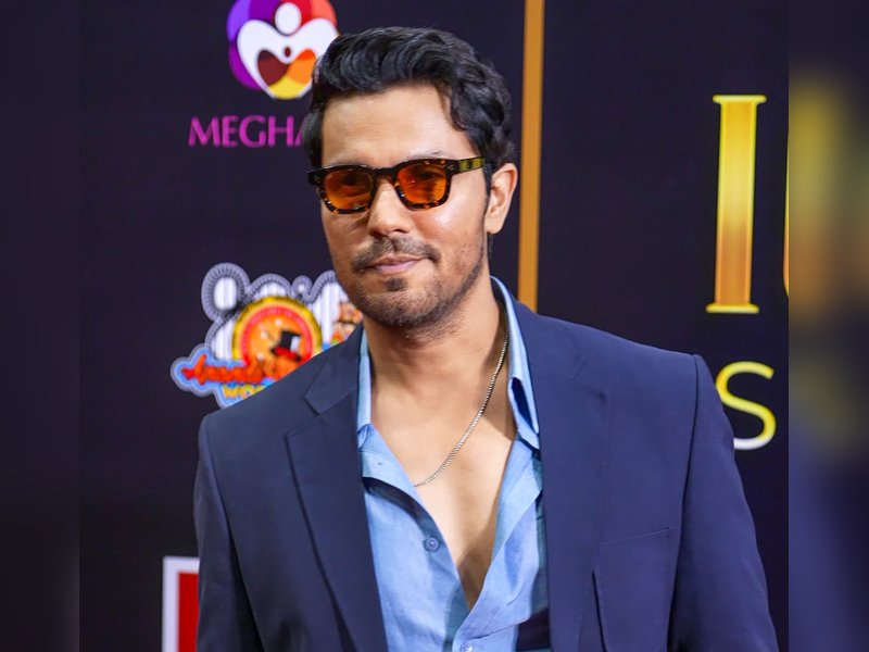 Randeep Hooda raises concern over shrinking tiger habitats on International Tiger Day: ‘Save their habitats, save ourselves’