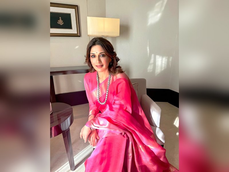 Sonali Bendre on presenting ‘Solha’: 'Stories that make you pause and reflect have always drawn me'