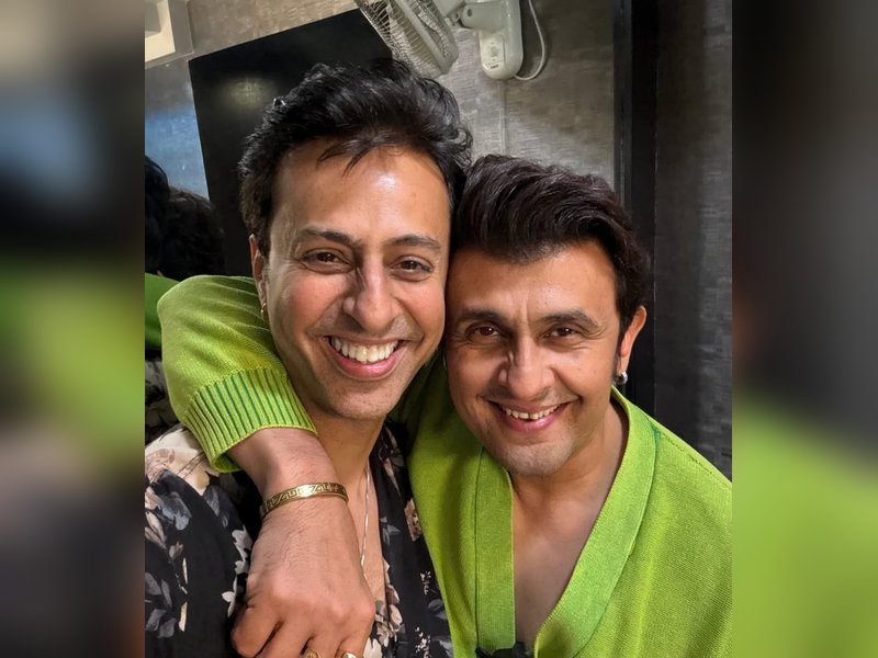 Salim Merchant celebrates friendship and brotherhood with Sonu Nigam on his birthday