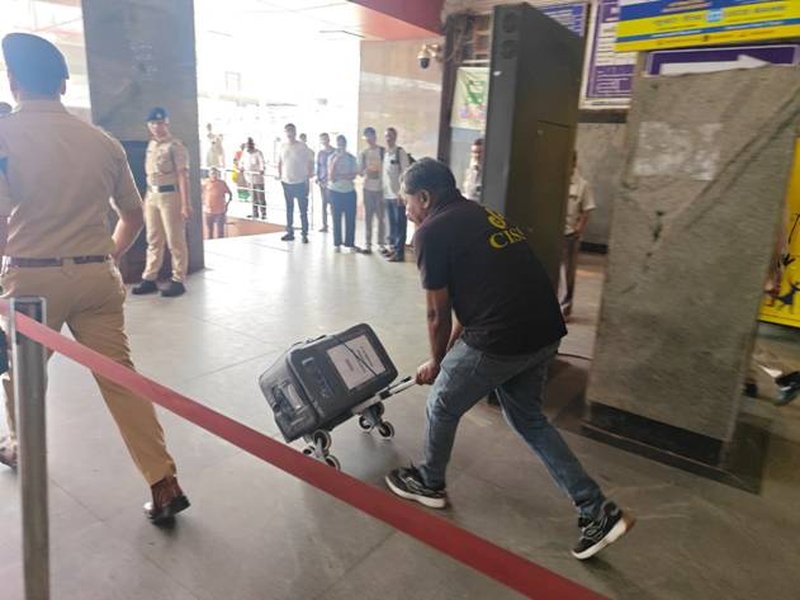 Indian Railways successfully transports India's first live donor heart by train