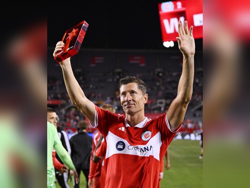 Lewandowski scores brace in victorious Chicago Fire home debut against Charlotte 