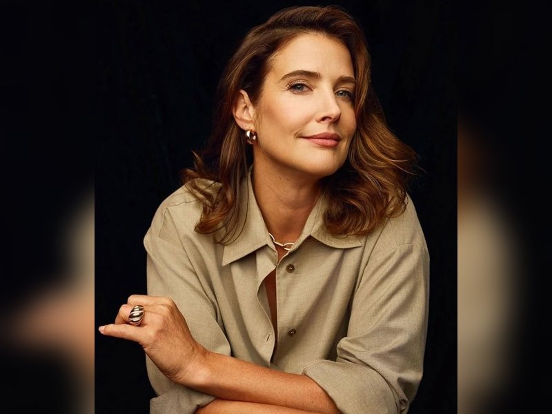 When Cobie Smulders spoke about her British mother being 'cruelly hones