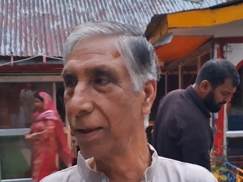 अनुच्छेद-370 के बाद कुपवाड़ा लौटे कश्मीरी पंडित, स्थानीय लोगों ने कहा-हालात बदले 