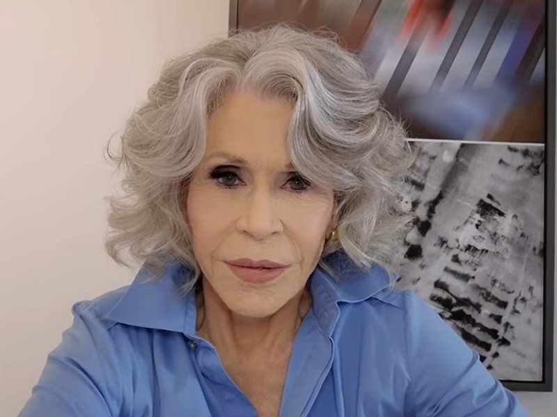 Jane Fonda's phone obsession revealed