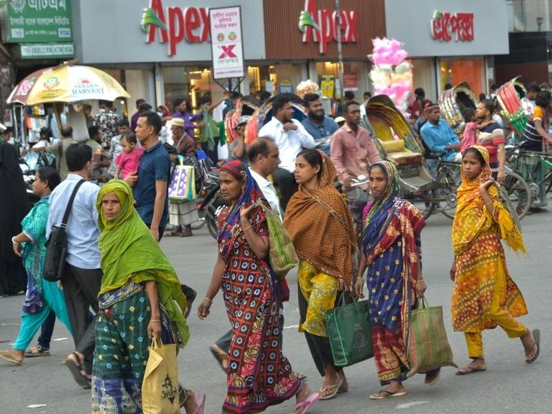 CNG shortage, high fares disrupts life in Bangladesh