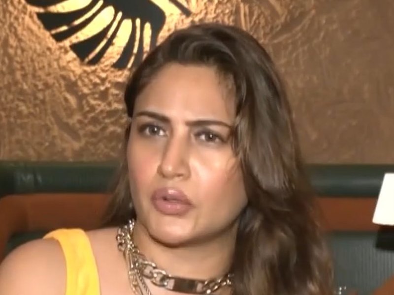 'विरोध का अधिकार है, लेकिन मर्यादा भी जरूरी', छात्र प्रदर्शन पर सुरभि चंदना और करण शर्मा ने दी नसीहत