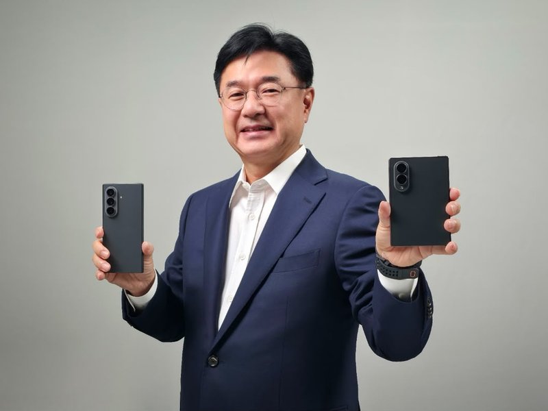 Samsung introduces 30-month no-cost EMI plans for new Galaxy foldables in India