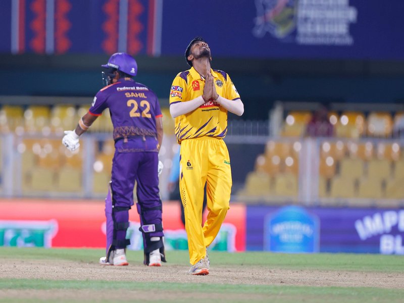 Dibrugarh Warriors hold nerve to edge Barpeta Braves by three wickets in the Assam Premier League (SPL) 2026 t the Assam Cricket Association Stadium in Guwahati on Monday. Photo credit: APL