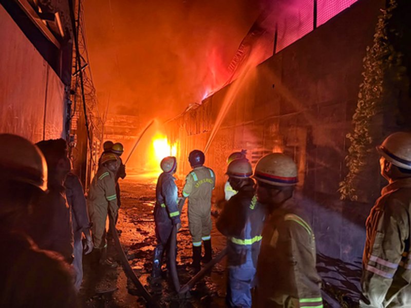 Two fire personnel killed, three injured as wall collapses during firefighting operation at Greater Noida electronics factory