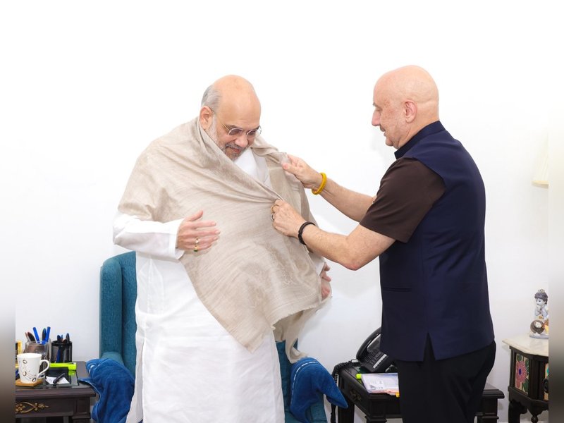 अमित शाह से मिले अनुपम खेर, बोले- 'ऐसे व्यक्तित्व से हर मुलाकात कुछ नया सीखने का मौका देती है'