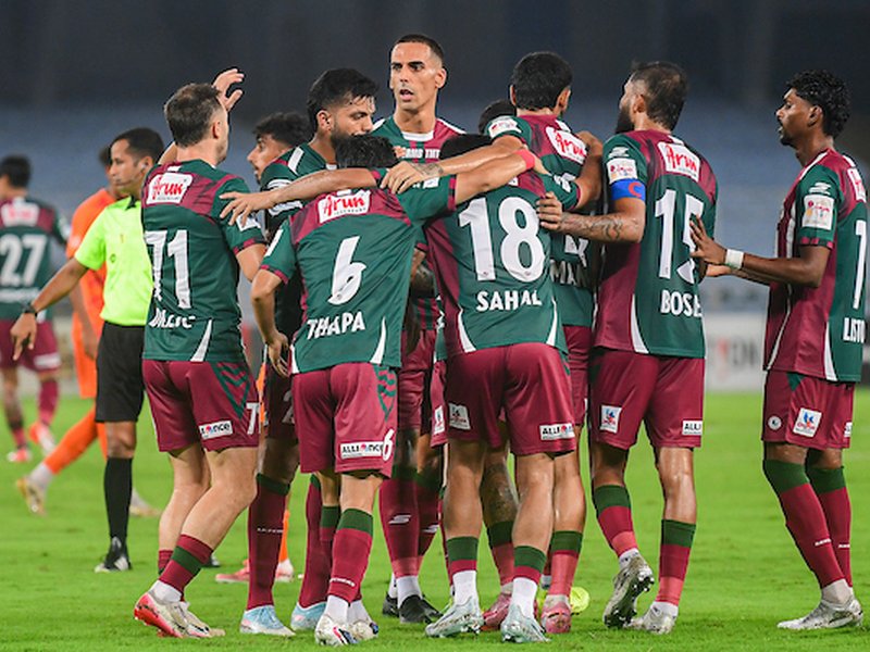 Manvir Singh hat-trick headlines Mohun Bagan Super Giant’s eight-goal rout of South United FC in their Group A fixture of the 135th Durand Cup at the Vivekananda Yuba Bharati Krirangan in Kolkata on Tuesday. Photo credit: Durand Cup 