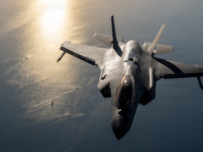 US says southern route through Strait of Hormuz remains open, over 1,000 vessels assisted