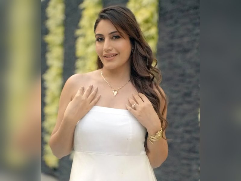 Surbhi Chandna strongly condemns abusive slogans against PM Narendra Modi during protests, says ‘question the system'