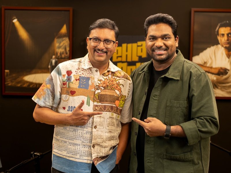 Zakir Khan revels his unusual skill: Mixing material for construction