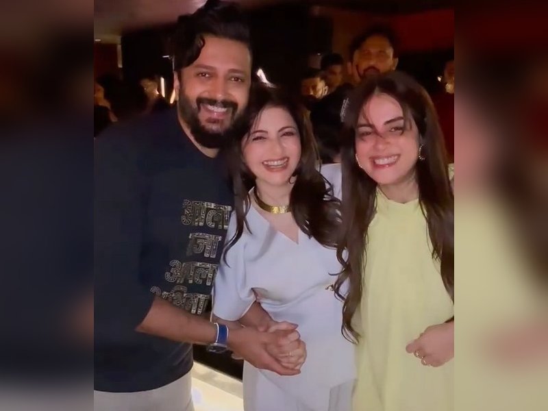 Bhagyashree reveals why Riteish Deshmukh falls in love with Genelia every day