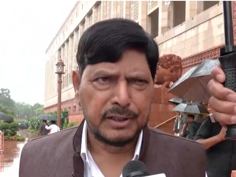 Wrong to label entire community: BJP, RJD slam Maulana Rashidi for 'Kanwariyas terrorists' remark