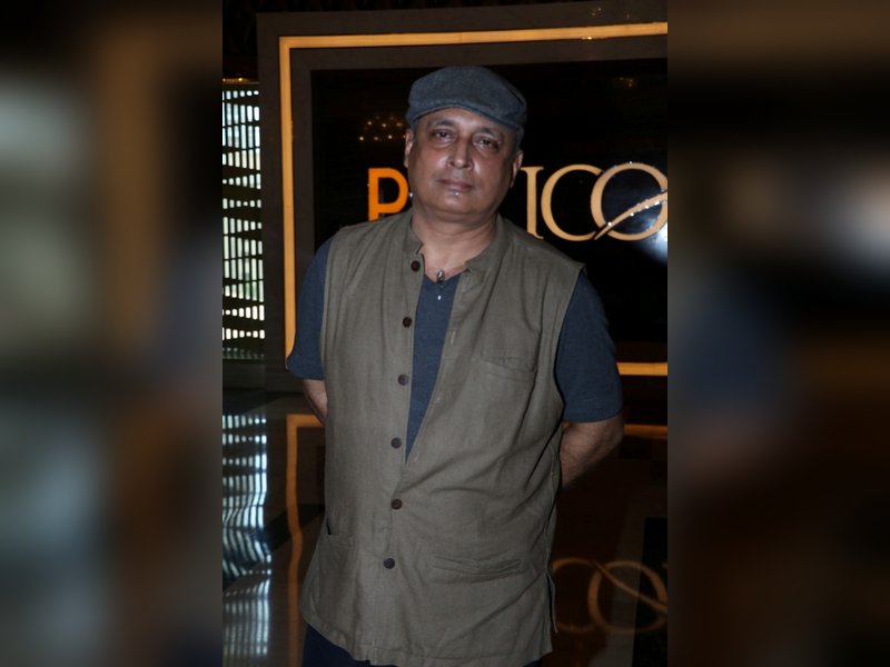 Piyush Mishra takes a dig at Bollywood celebs for not supporting Jharkhand student’s peaceful protest