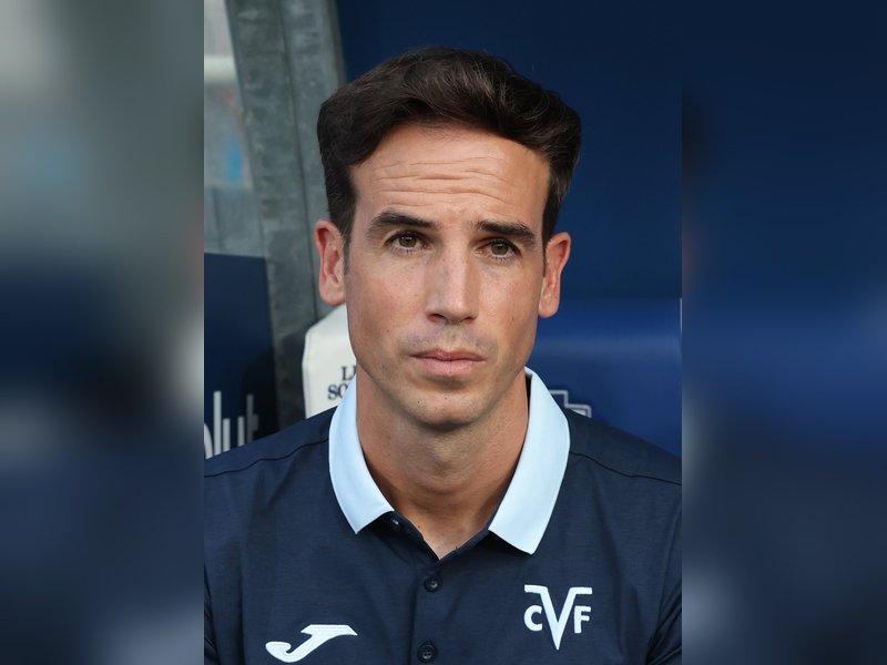 Villarreal president Fernando Roig backs new coach Inigo Perez ahead of La Liga season