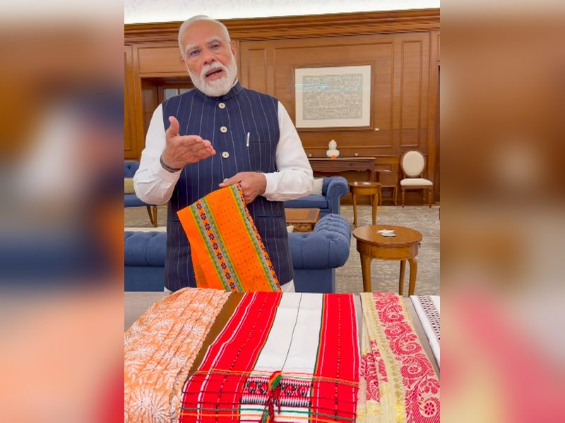 PM Modi urges youth to celebrate National Handloom Day with enthusiasm