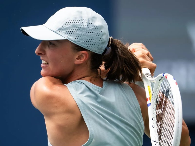Iga Swiatek races past Viktorija Golubic in 66 minutes to reach last 16 stage of the Canadian Open in Toronto on Thursday. Photo credit: WTA Tour 