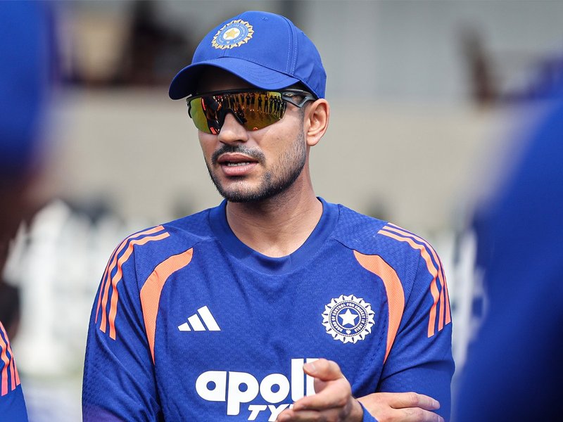 Finger injury keeps Gill out of Day 1 in warm-up match against SLC XI