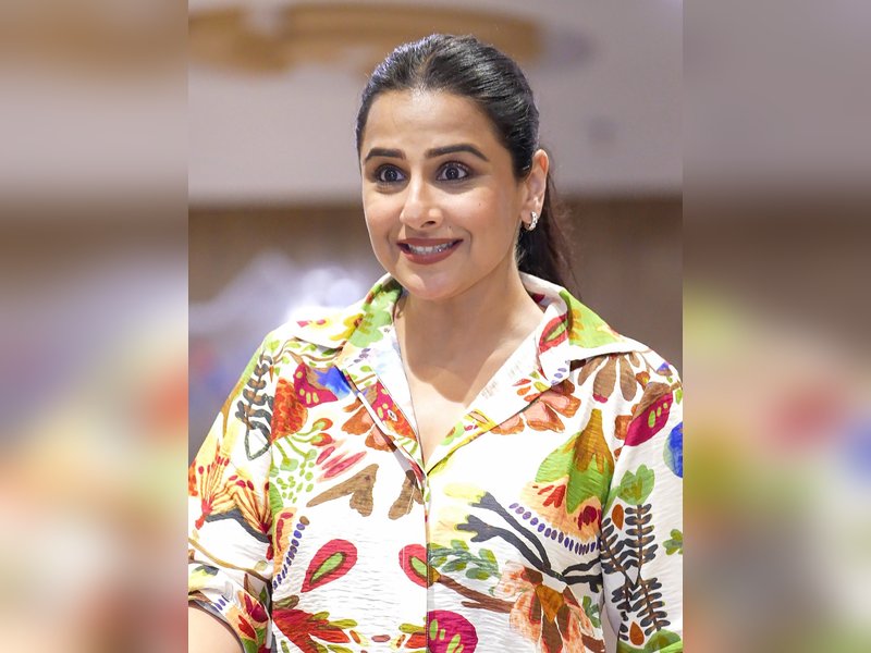 Vidya Balan reveals what she loves the most about handloom silk sarees