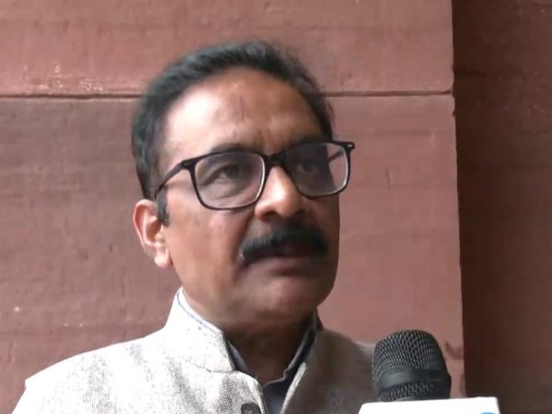 UPI charges will not be imposed on common citizens, only commercial transactions: BJP