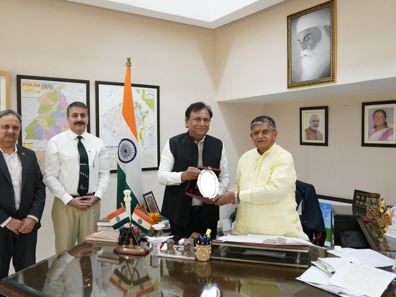 High-level meeting held on expanding city gas network in Chandigarh