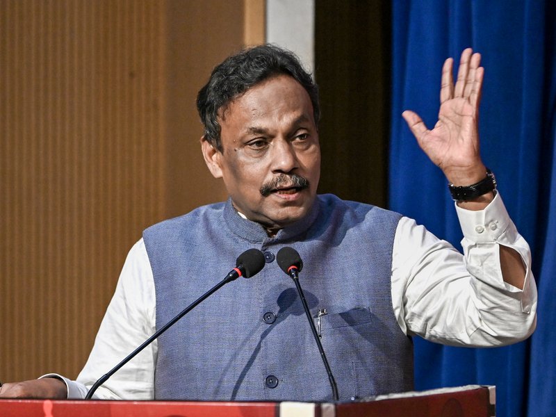 कौन हैं यूपी की कमान संभालने वाले विनोद तावड़े, जिन्होंने दिखाया हरियाणा से बिहार तक चुनावी रणनीति का दमखम